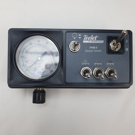 TEEJET 744E-3 CONSOLE, 100PSI/7BAR