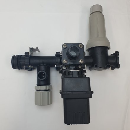 TeeJet Regulation Manifold 344 Regulating/Bypass, 80 Mesh Strainer, 98510-PP Pressure Valve